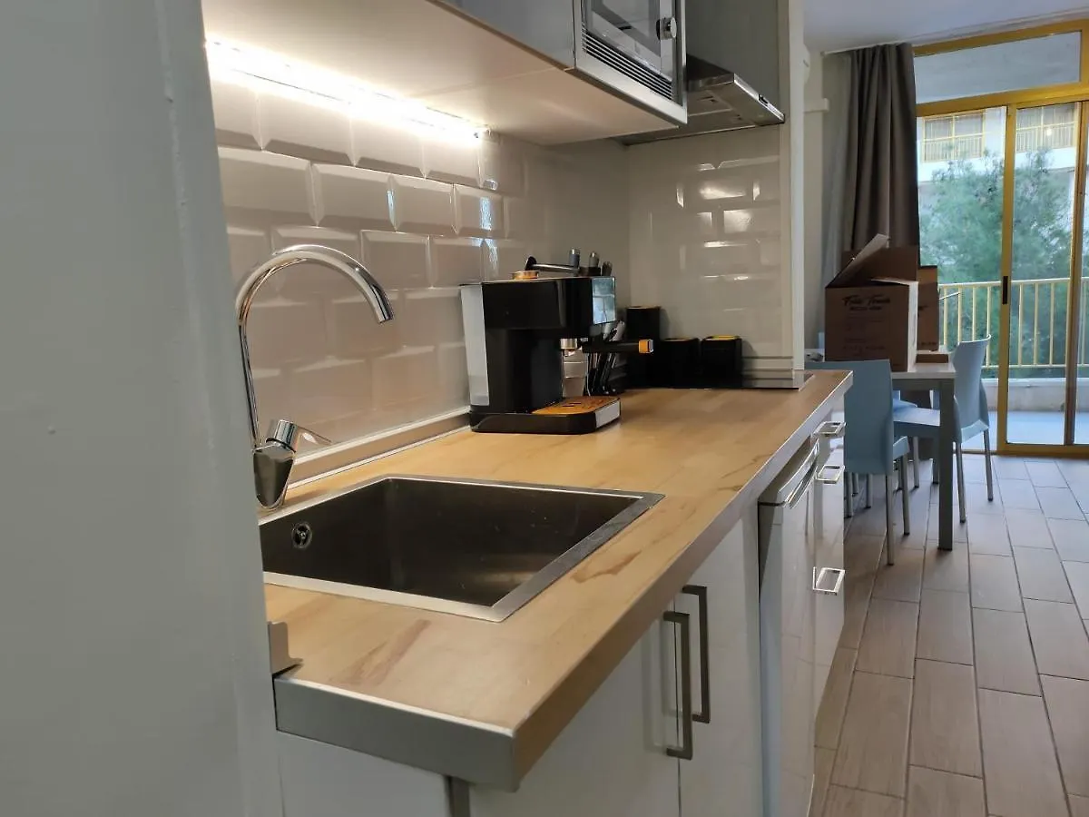 Book Internacional II Salou Apartment 0*,